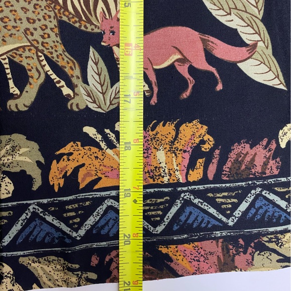 Vintage M.H.M Melissa Harper Women’s Size 12 Button Down Blouse Top Animal Print - Picture 16 of 16